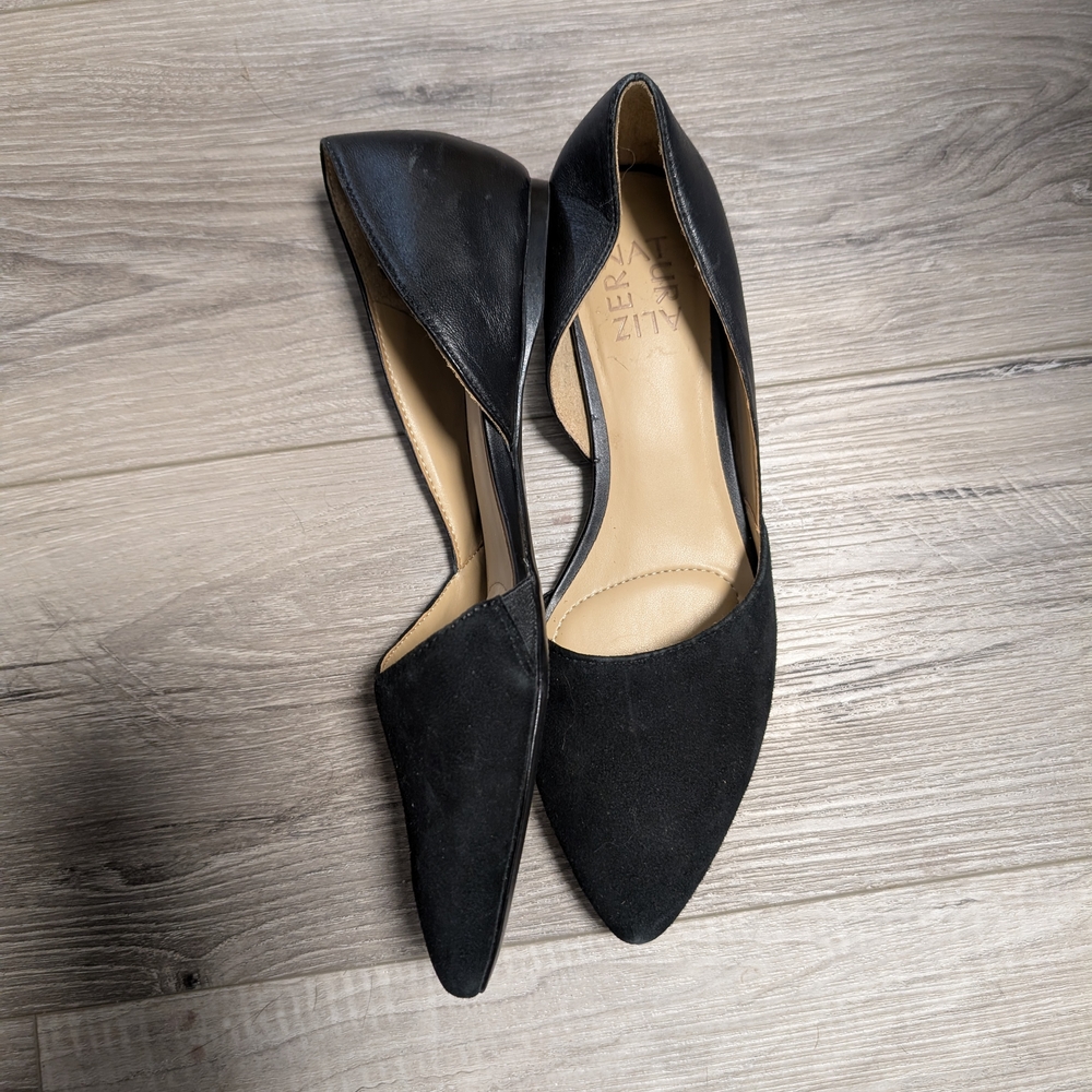 Elegant Suede Black Women's Flats - Naturalizer